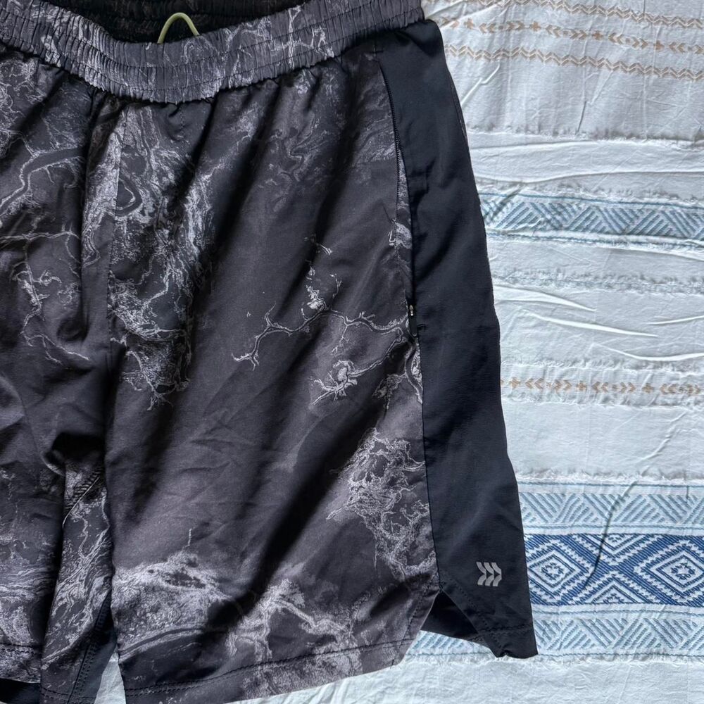 All in Motion 7” Running Shorts